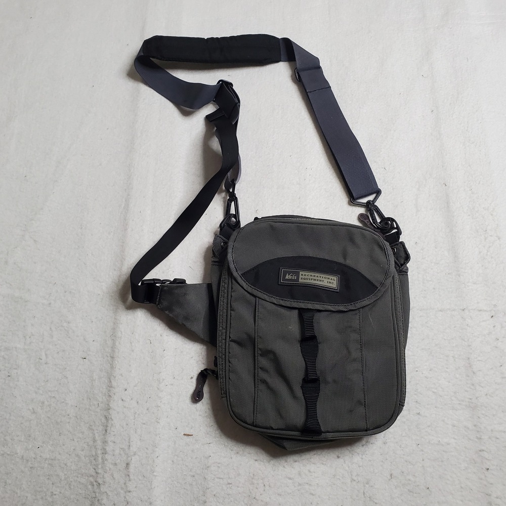 REI Unisex Crossbody Travel Bag Gray Organizer Pouch OS